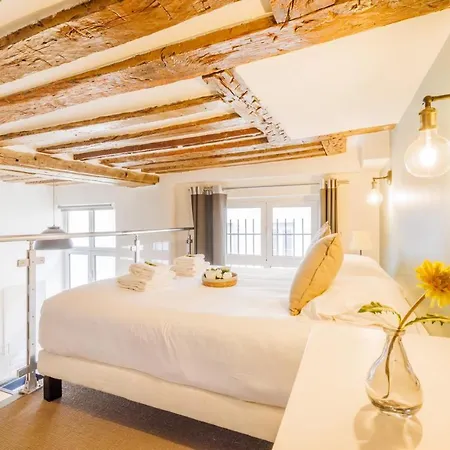 Διαμέρισμα Superb & Typically Parisian Duplex - 1br4p - G Παρίσι